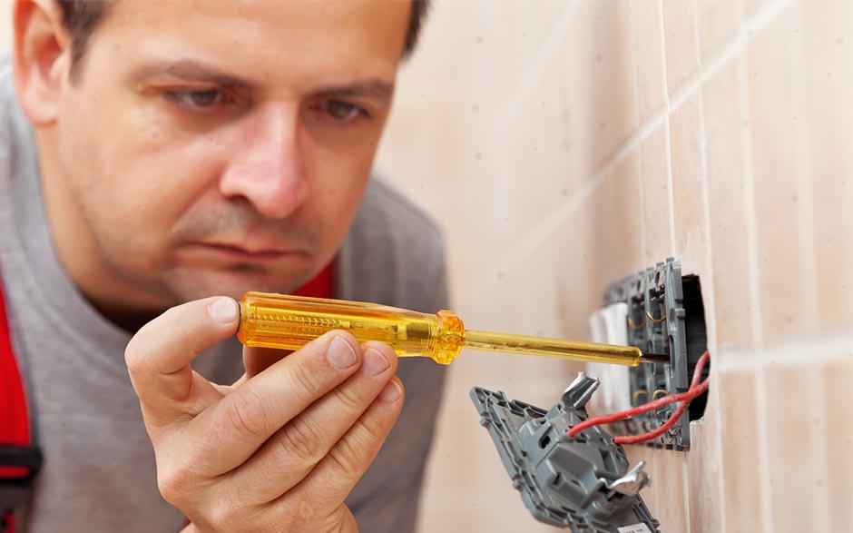 cherche électricien pas cher Montmorency